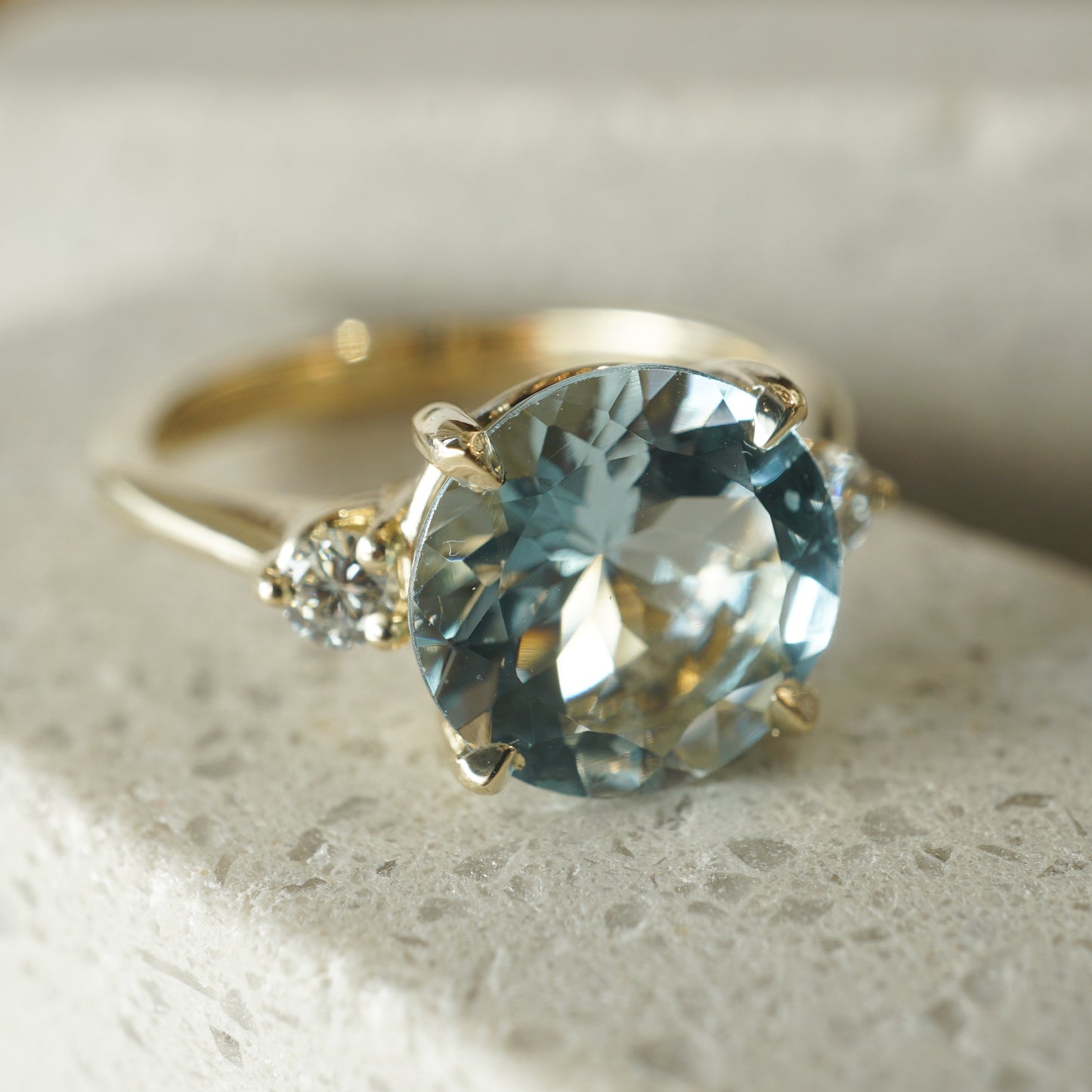 Round Aquamarine Engagement Ring in 14k Yellow Gold