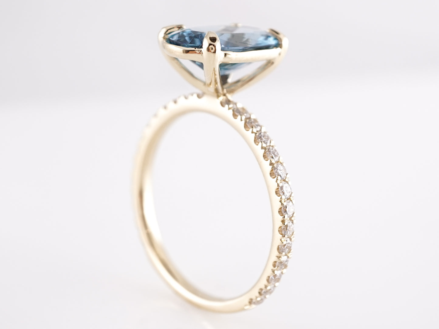 2.70 Santa Maria Aquamarine & Diamond Ring in 14K Yellow Gold