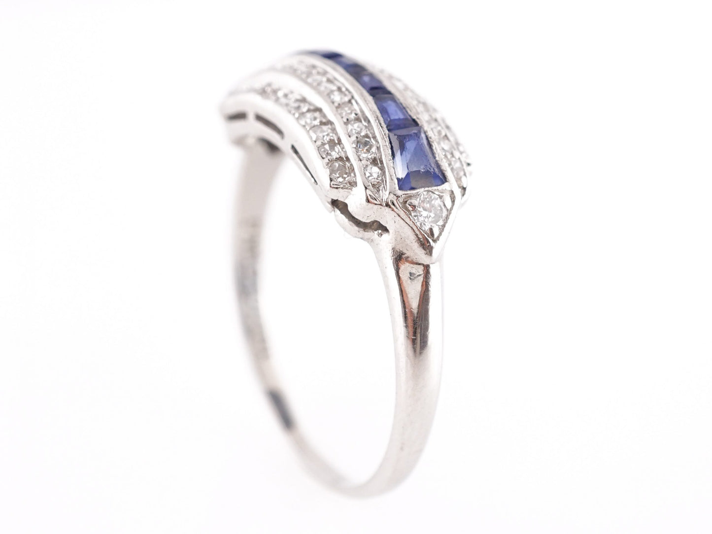 Art Deco Sapphire and Diamond Ring in Platinum