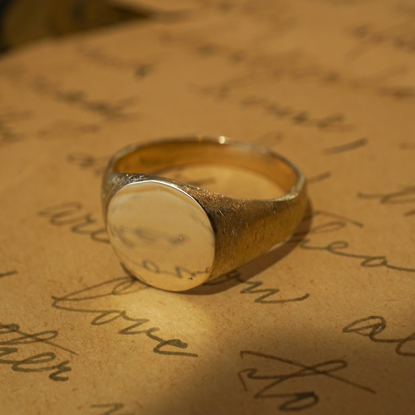 Mid-Century Round Signet Ring in 14k Yellow Gold