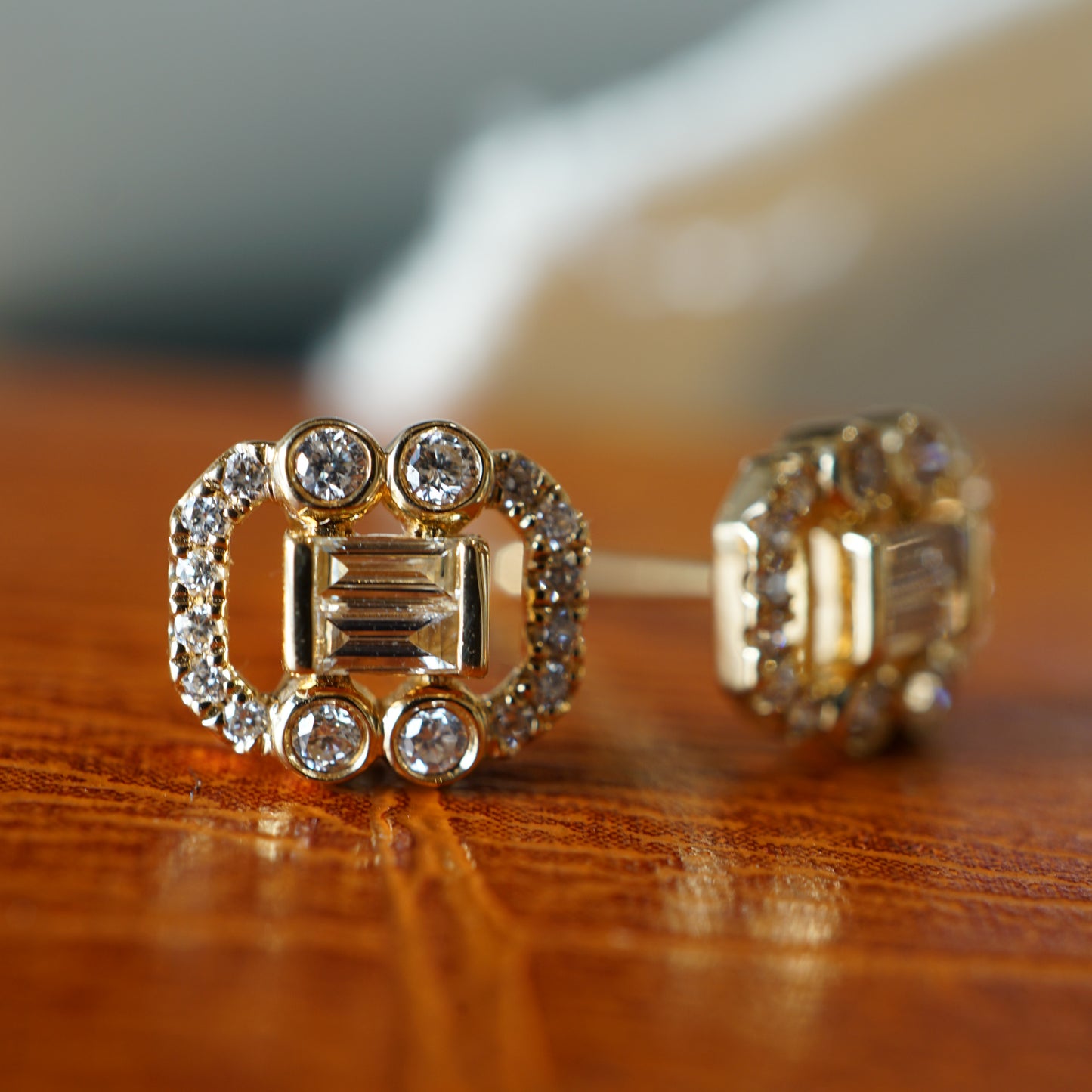 .35 Diamond Stud Earrings in 18k Yellow Gold