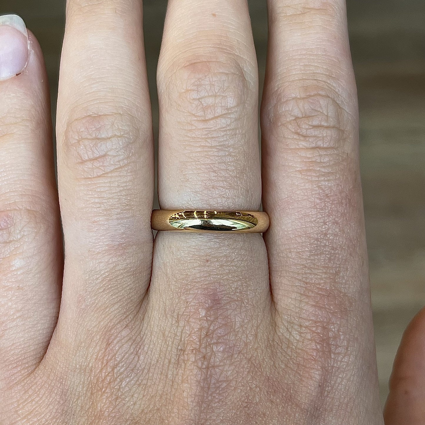 Men's 4mm Half Round Wedding Band in 18k Yellow Gold