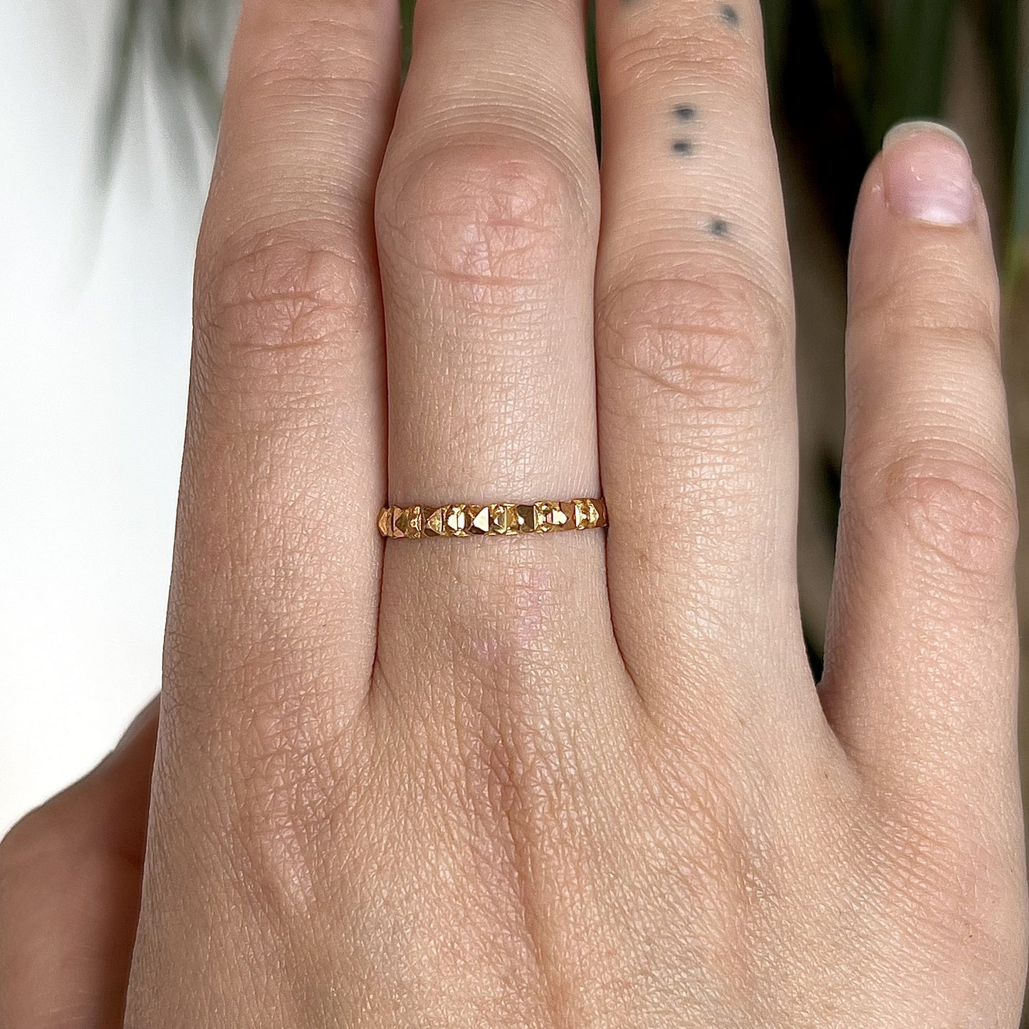 Men's Mid-Century Textured Wedding Band in 18k Yellow Gold