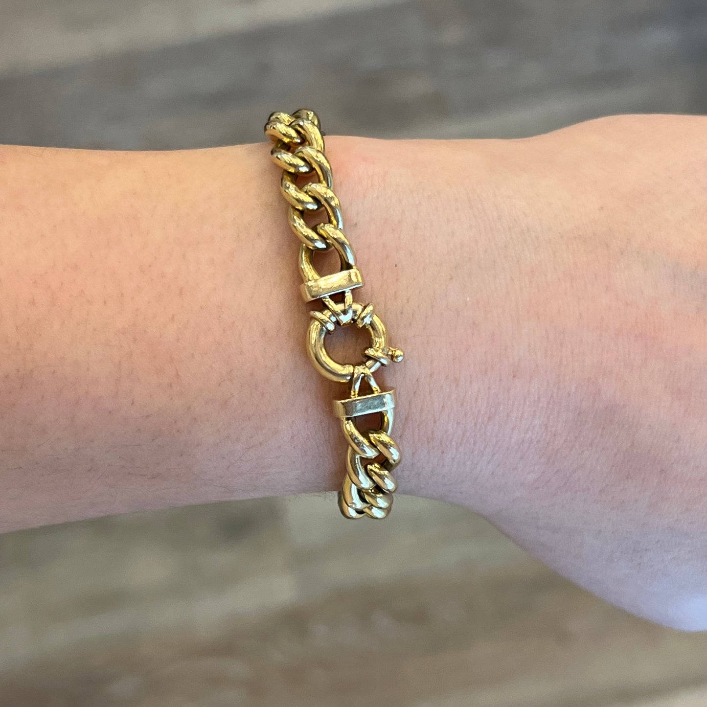 Classic Curb Link Bracelet in 14k Yellow Gold
