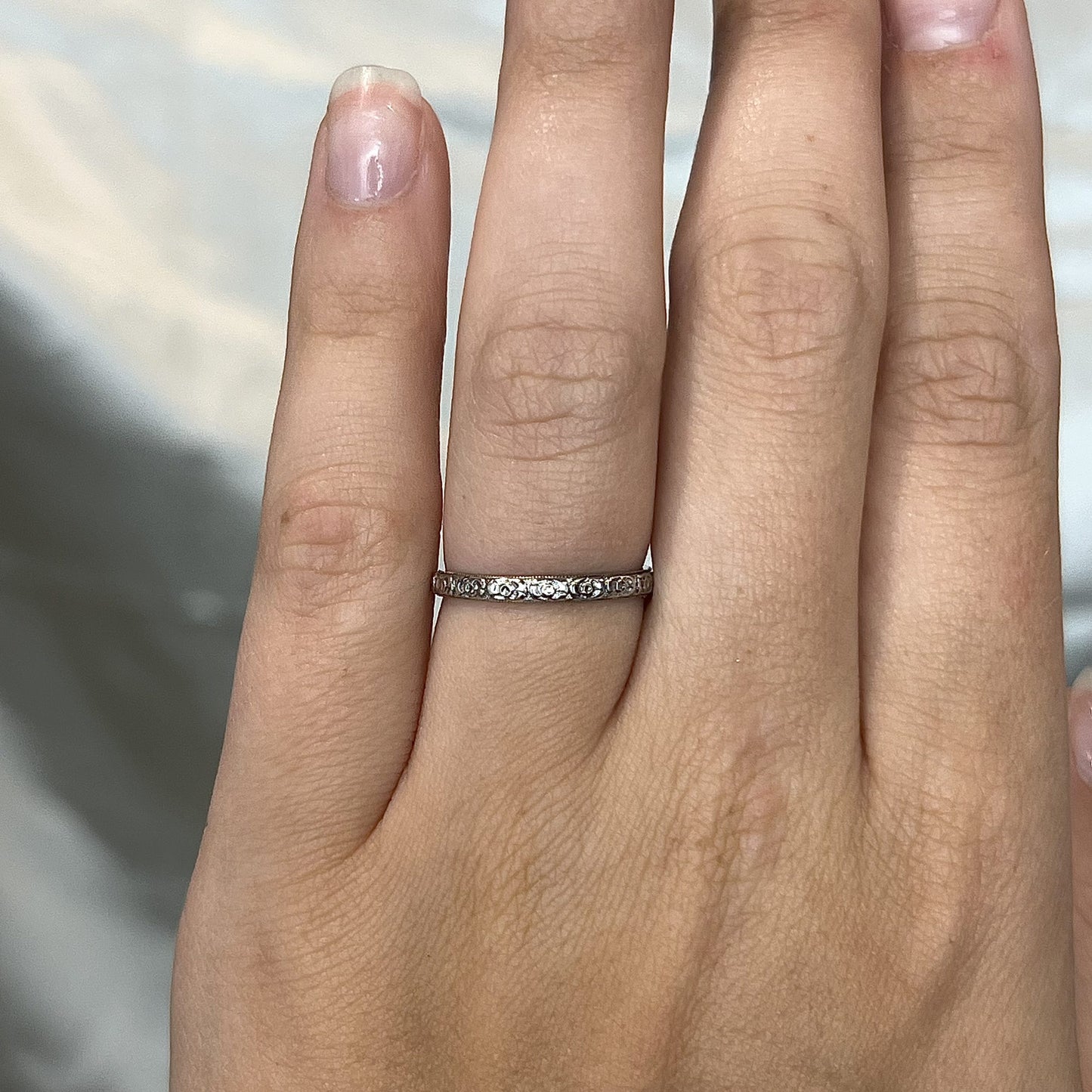 2.5mm Art Deco Orange Blossom Wedding Band in Platinum