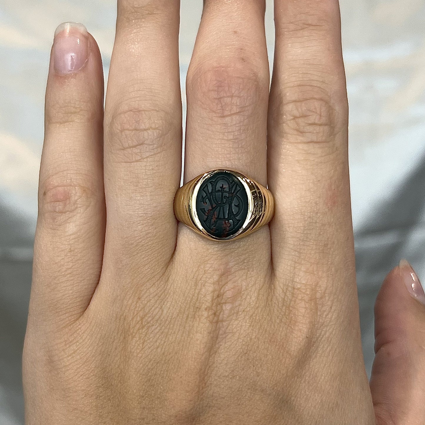 Vintage Men's Carved Bloodstone Ring in 14k Yellow Gold