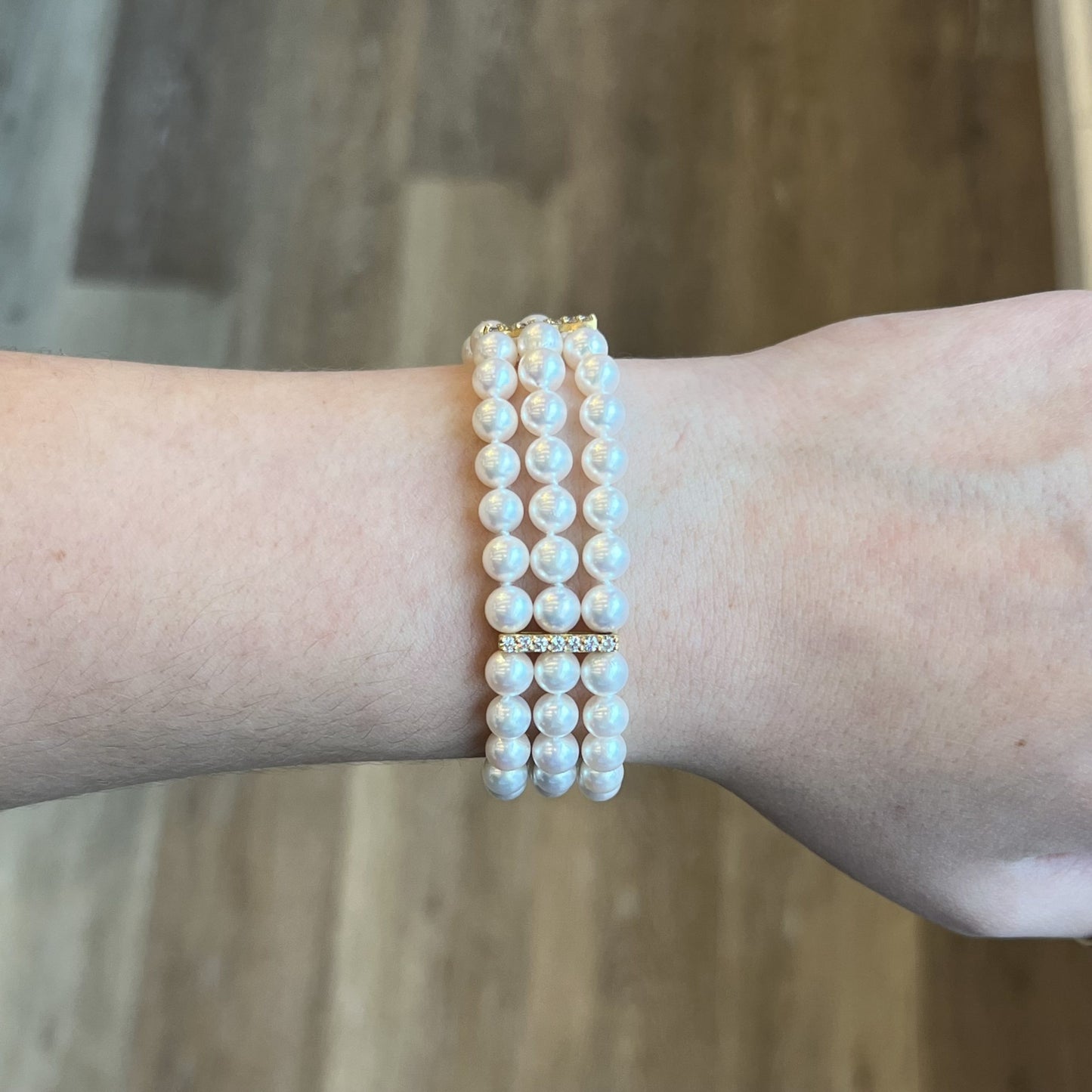 Diamond Station Pearl Bracelet in 14k Yellow Gold