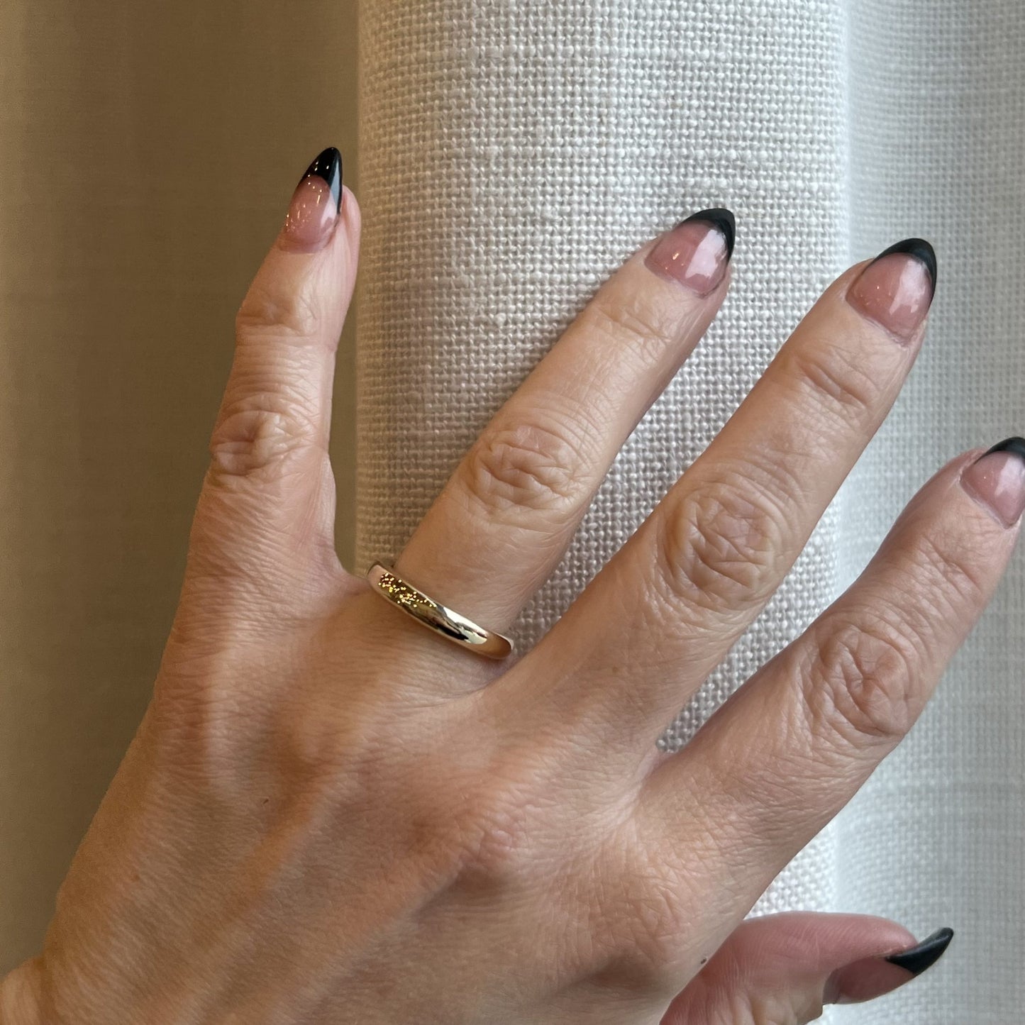 3.5mm Half Round Wedding Band in 14k Yellow Gold