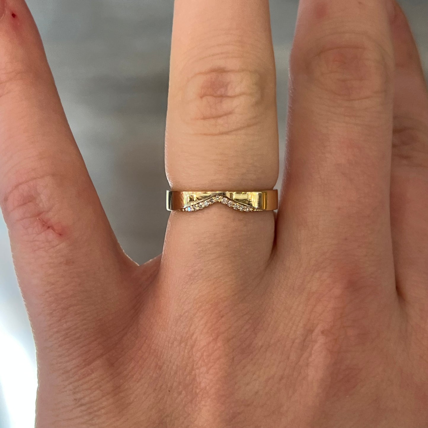 Notched Diamond Wedding Band in 14k Yellow Gold