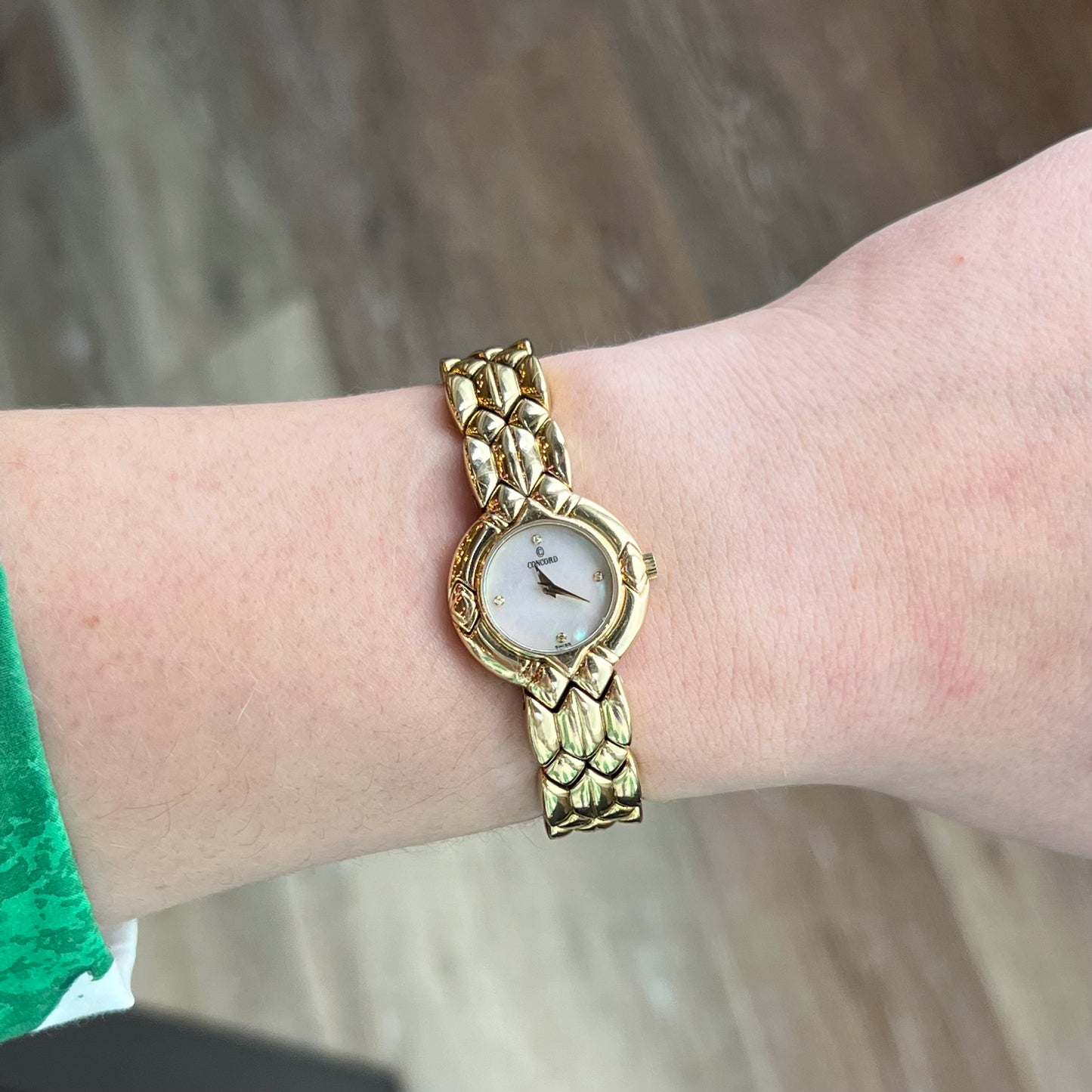 Concord Watch Mother of Pearl in 18k Yellow Gold