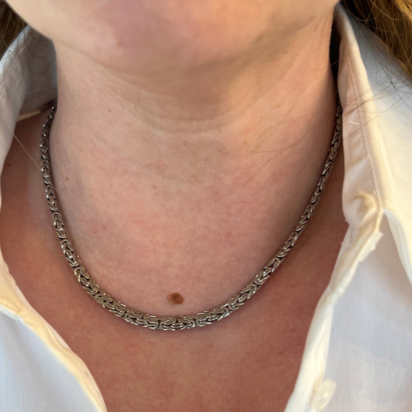 Modern Necklace Woven Chain in Platinum