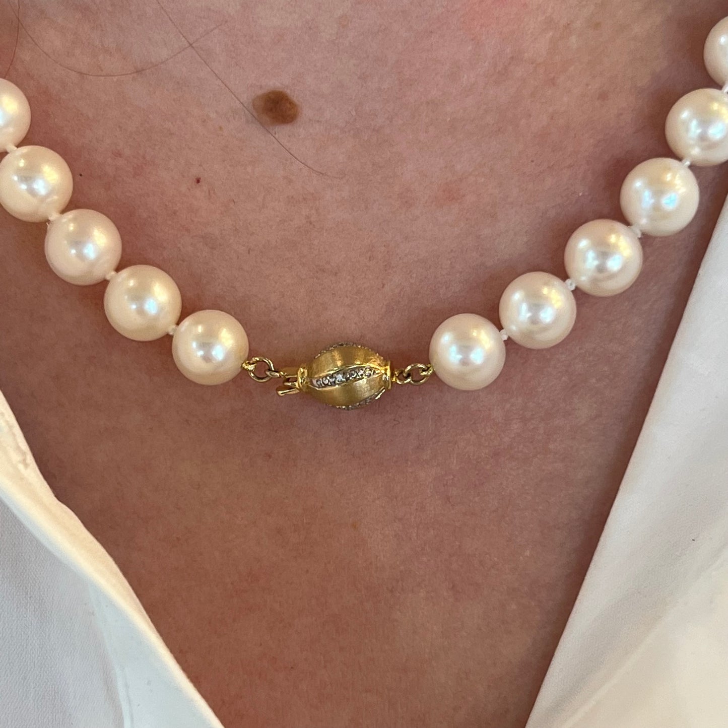Necklace Modern Pearls & .10 Round Brilliant Cut Diamonds in 14k Yellow Gold