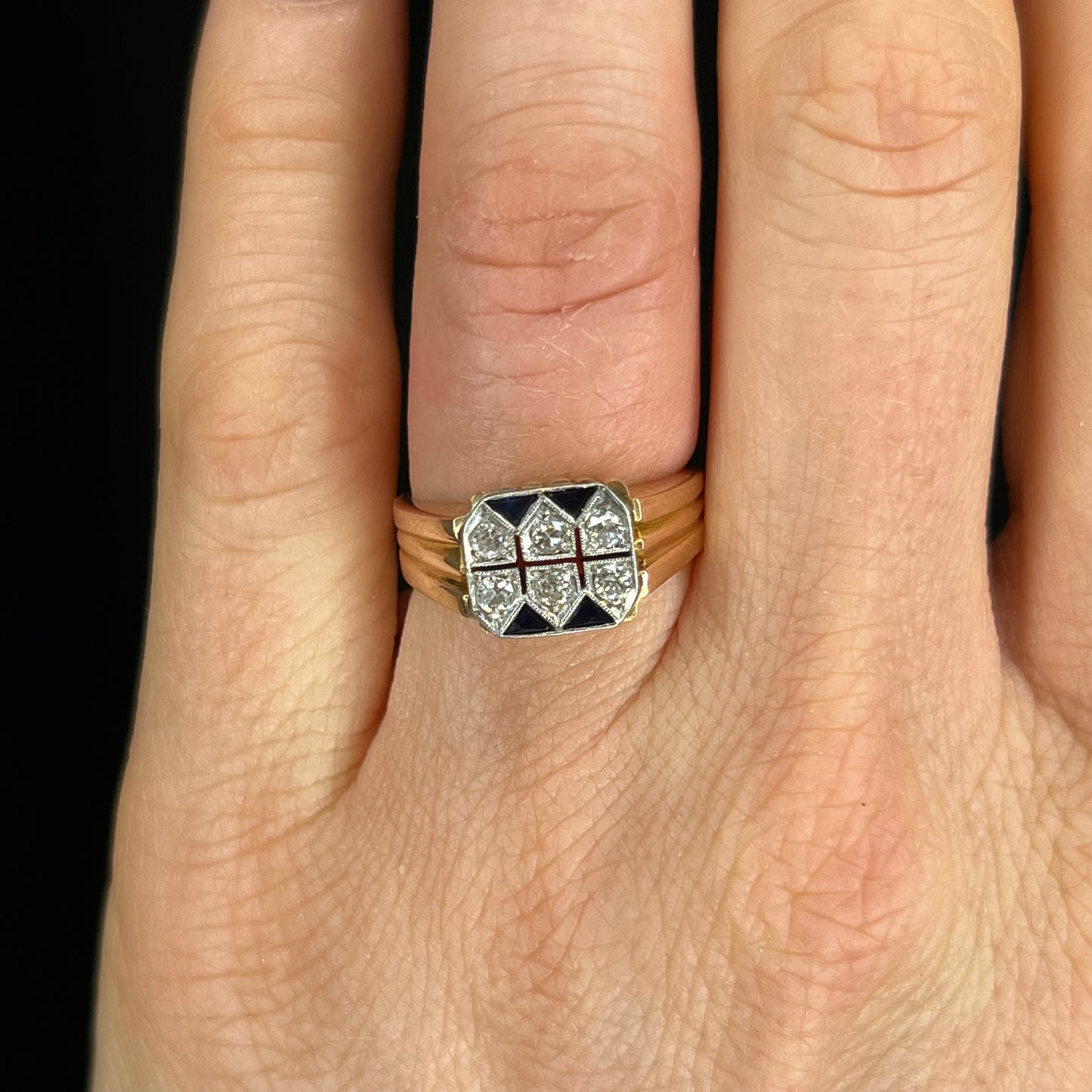 .30 Diamond & Sapphire Right Hand Ring in 18k Rose Gold