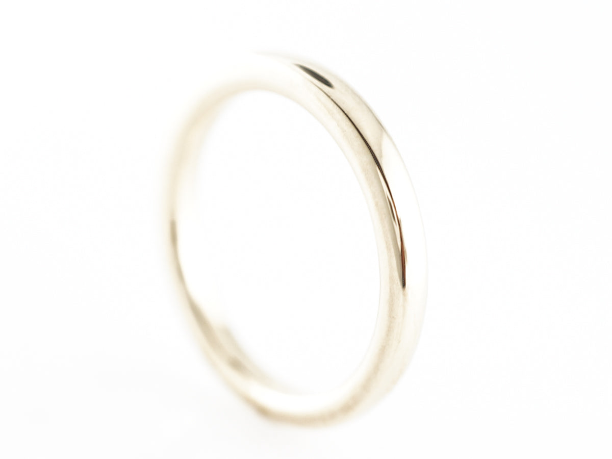 Modern Comfort Fit Wedding Band in 14k Yellow Gold