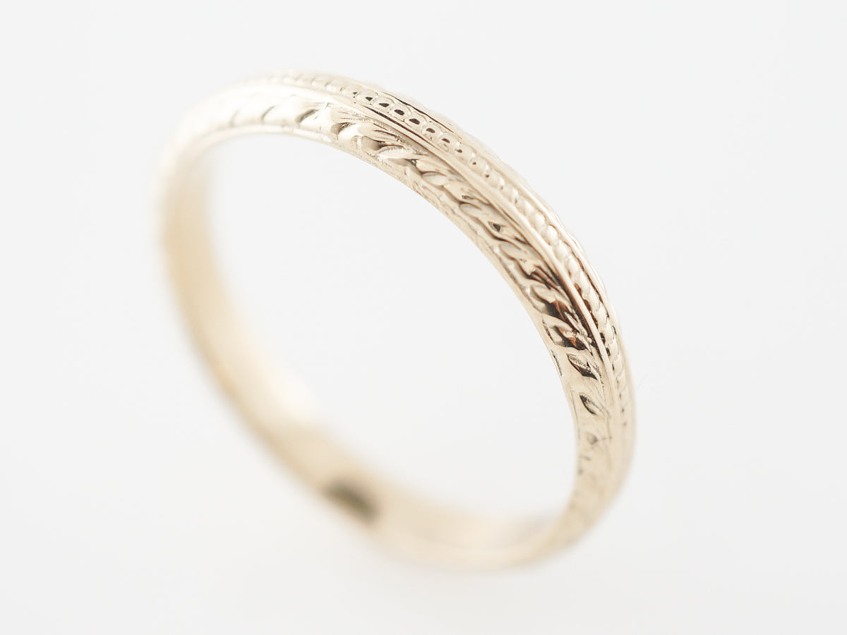 Vintage Style Engraved Wedding Band in Yellow Gold