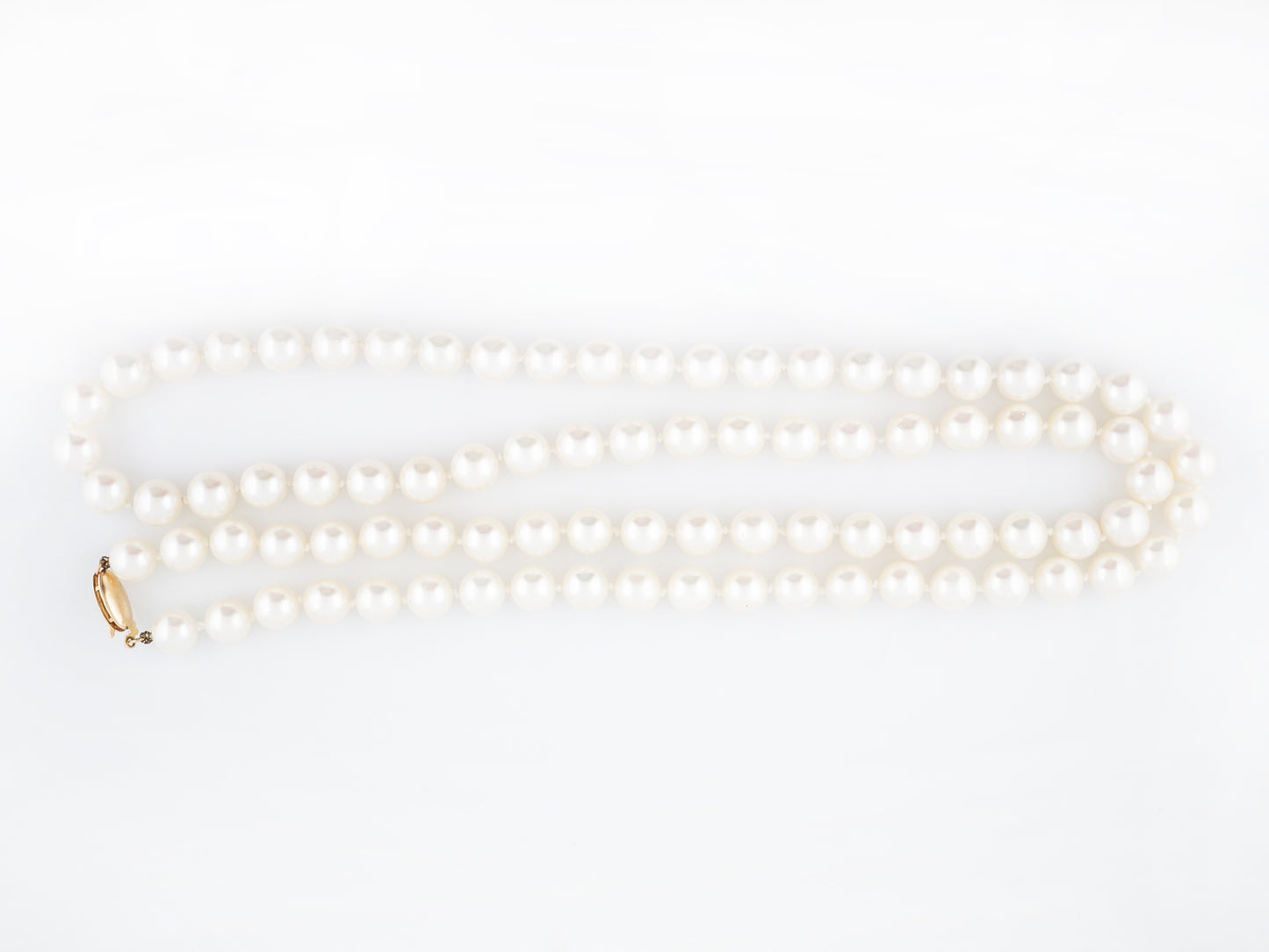 Modern Necklace Pearls in 14k Yellow Gold