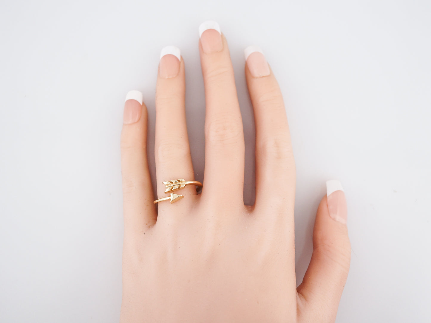 Right Hand Ring Modern Arrow in 14k Yellow Gold