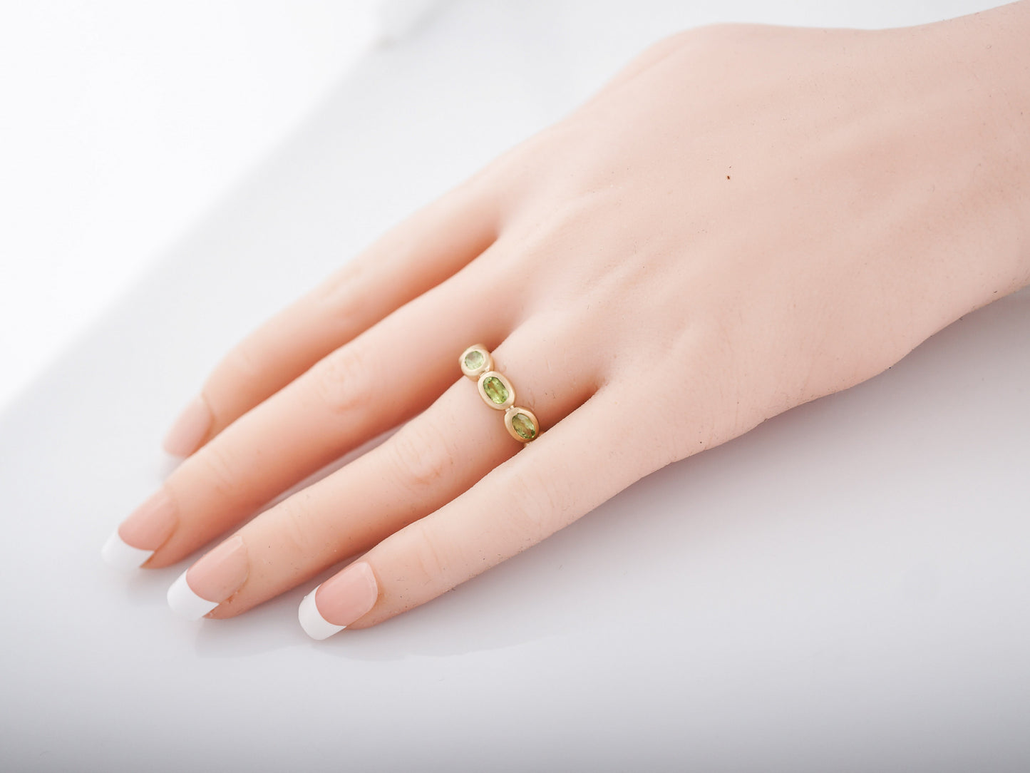 Right Hand Ring Modern 2.97 Oval Cut Peridot in 14K Yellow Gold