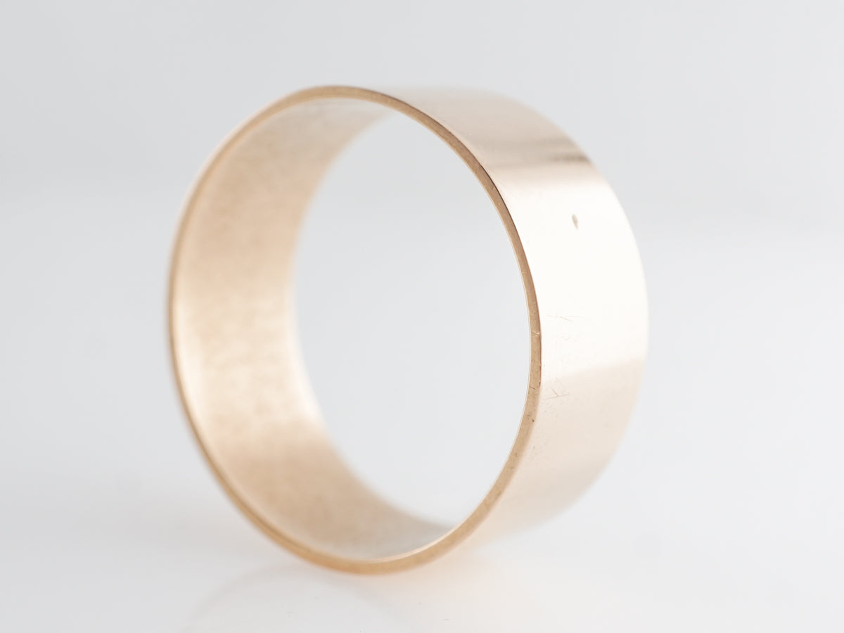 Victorian Men's Wedding Band in 14k Yellow Gold