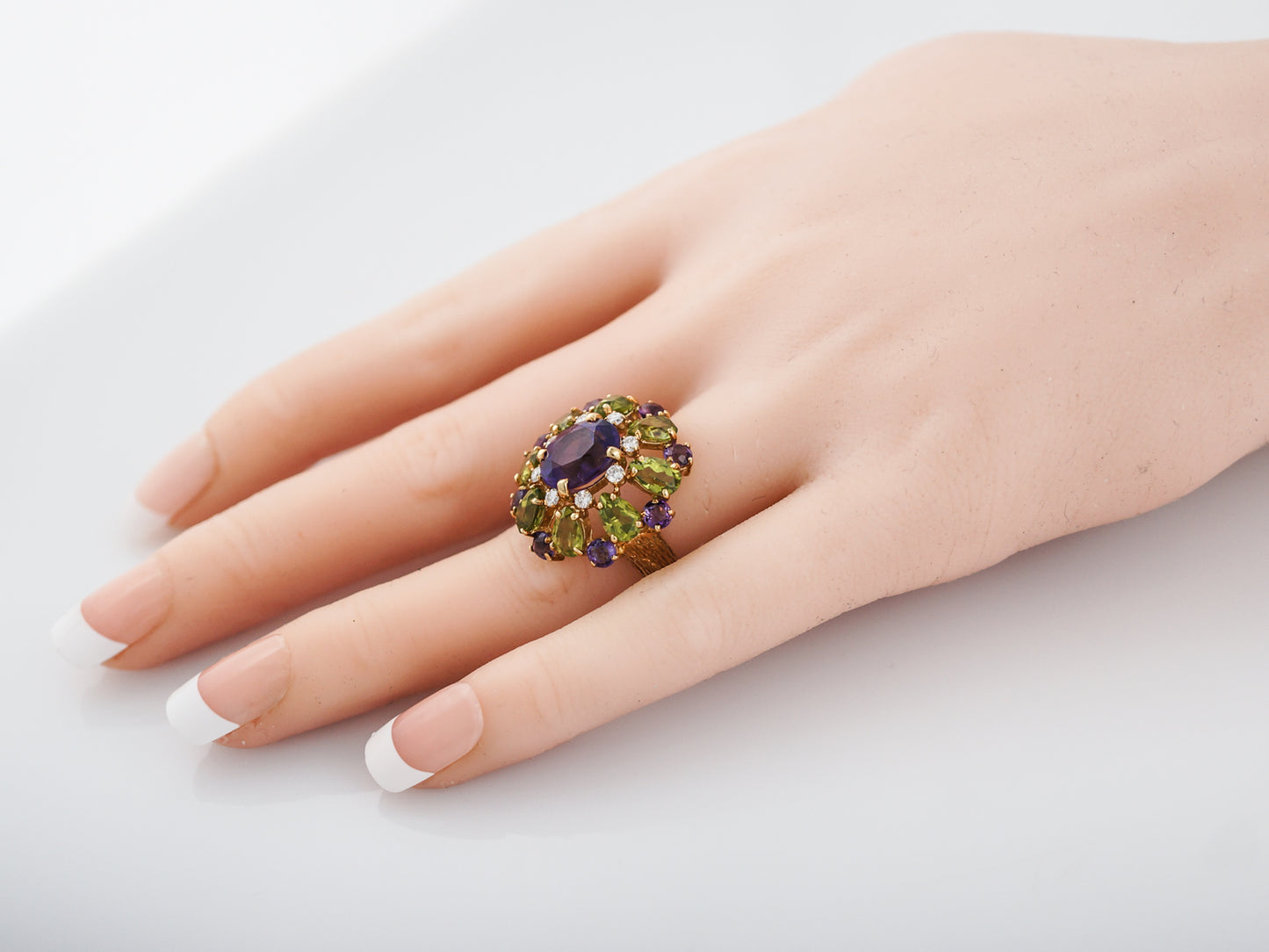 Vintage Cocktail Ring Mid-Century 1.56 Oval Cut Amethyst in 18k Yellow Gold