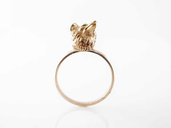 Vintage Victorian Fox Ring w/ Emeralds in Yellow Gold