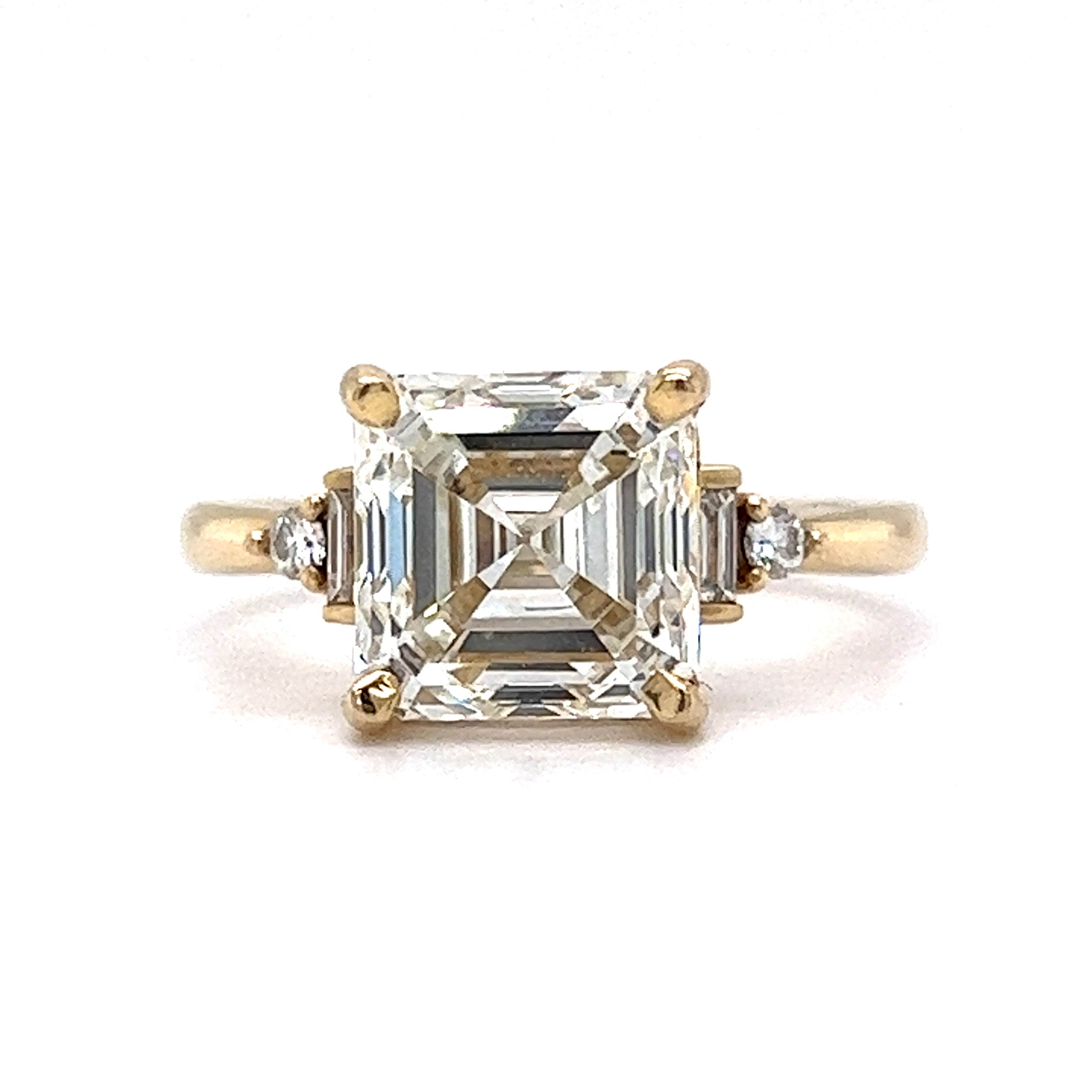 Antique asscher deals cut ring