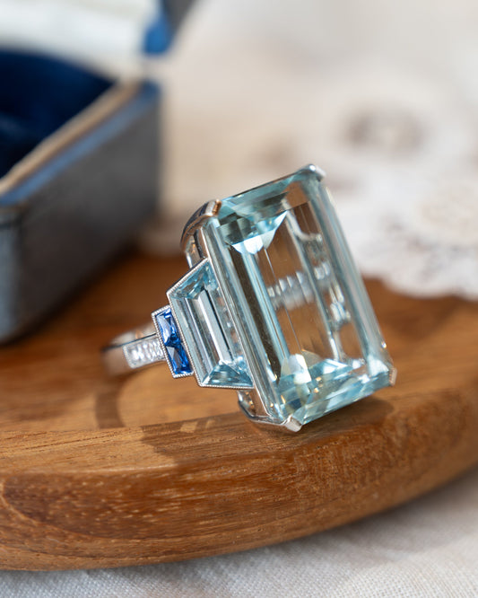 What Makes A Great Cocktail Ring?