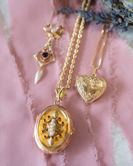 Necklace Layering: How to Style Layered Necklaces This Fall