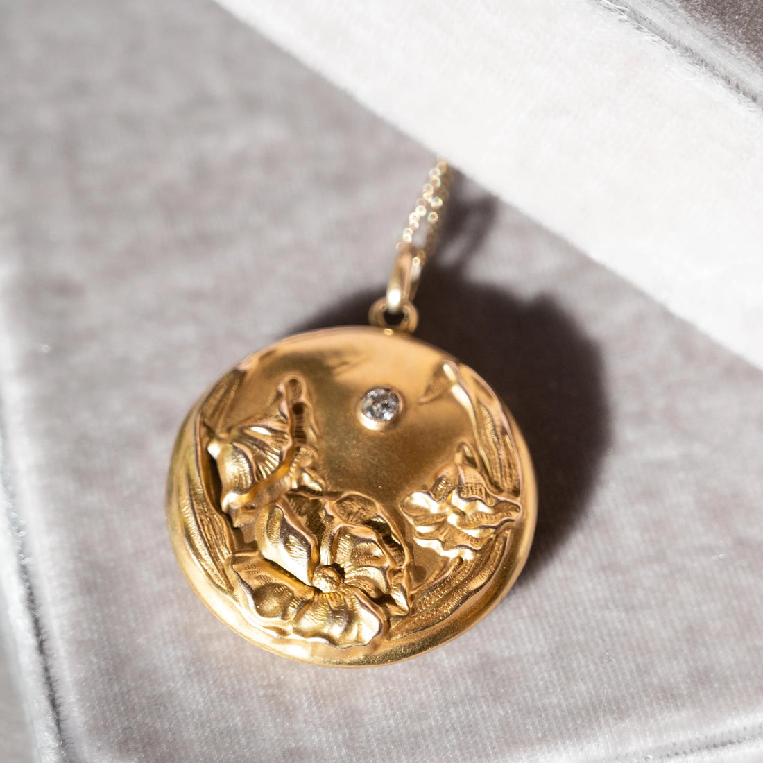 7 Stunning Statement Pendants for Fall/Winter