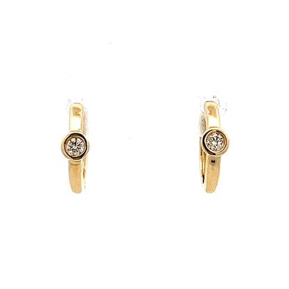 .10 Huggie Hoop Earrings in 14k Yellow Gold
