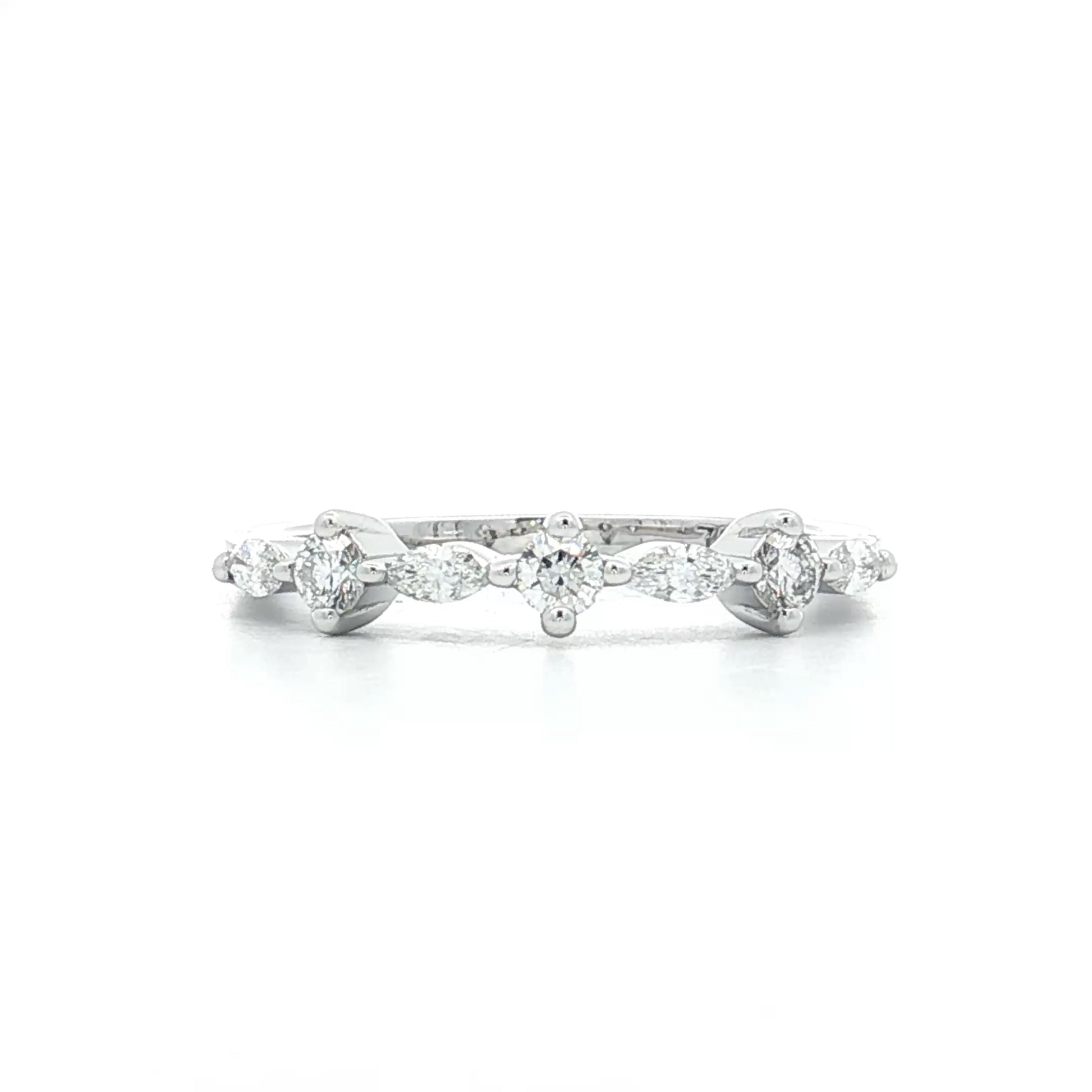 .19 Round & Marquise Diamond Wedding Band 18k