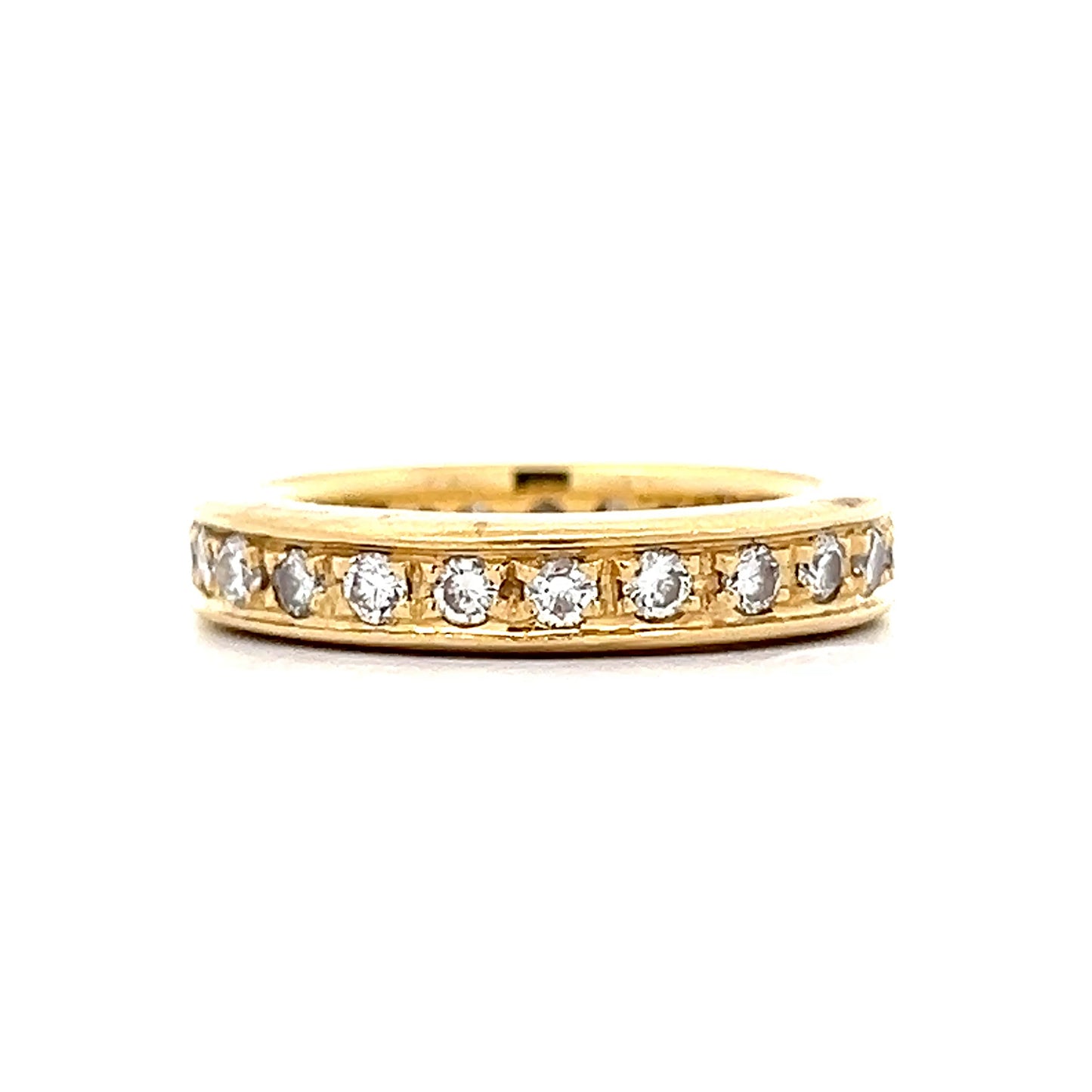 .96 Round Diamond Eternity Wedding Band in 18k