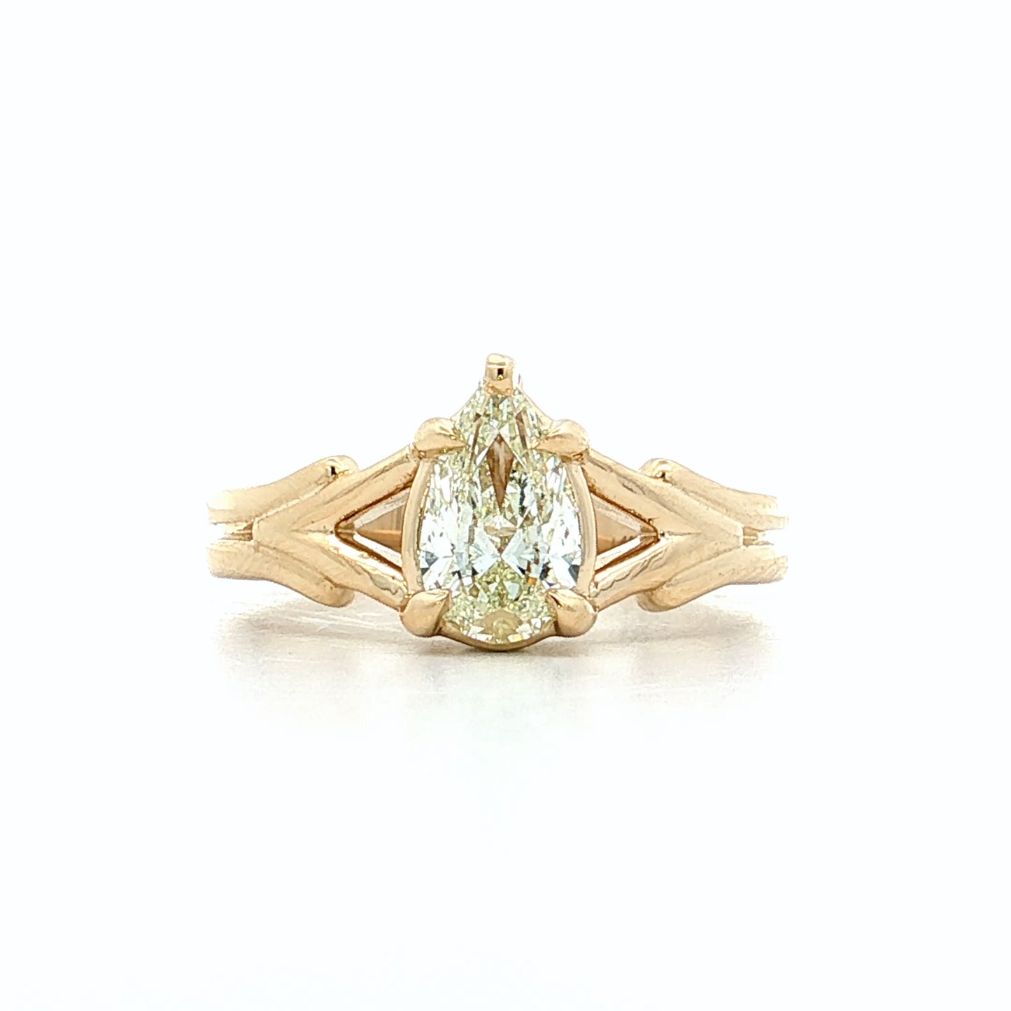 1.01 Pear Diamond Engagement Ring 14k Yellow Gold