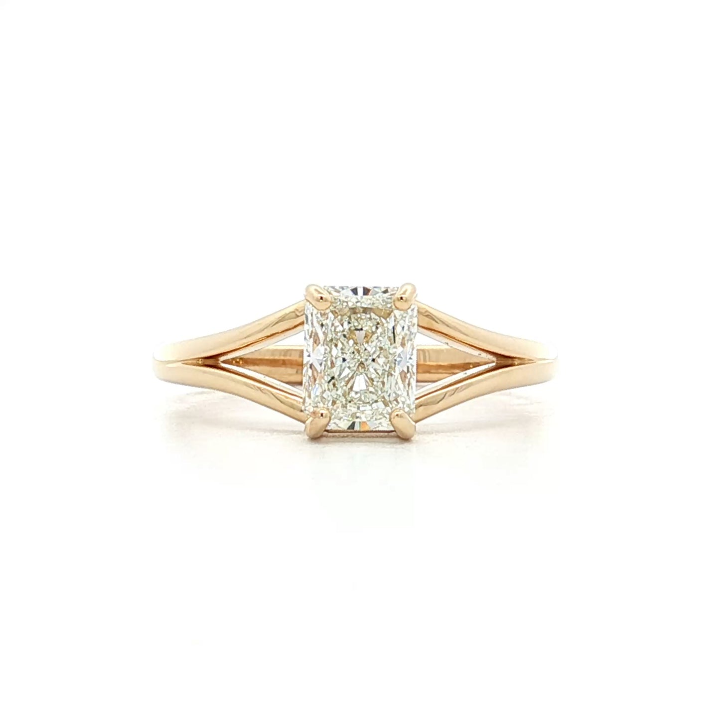 1.20 Radiant Cut Diamond Engagement Ring 14k