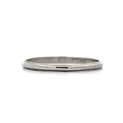 1.7mm Thin Art Deco Chevron Wedding Band in Platinum
