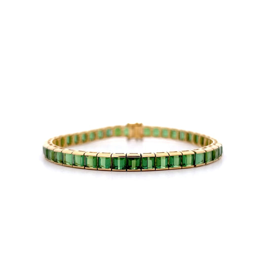 15.00 Green Tourmaline Line Bracelet 18k Yellow Gold