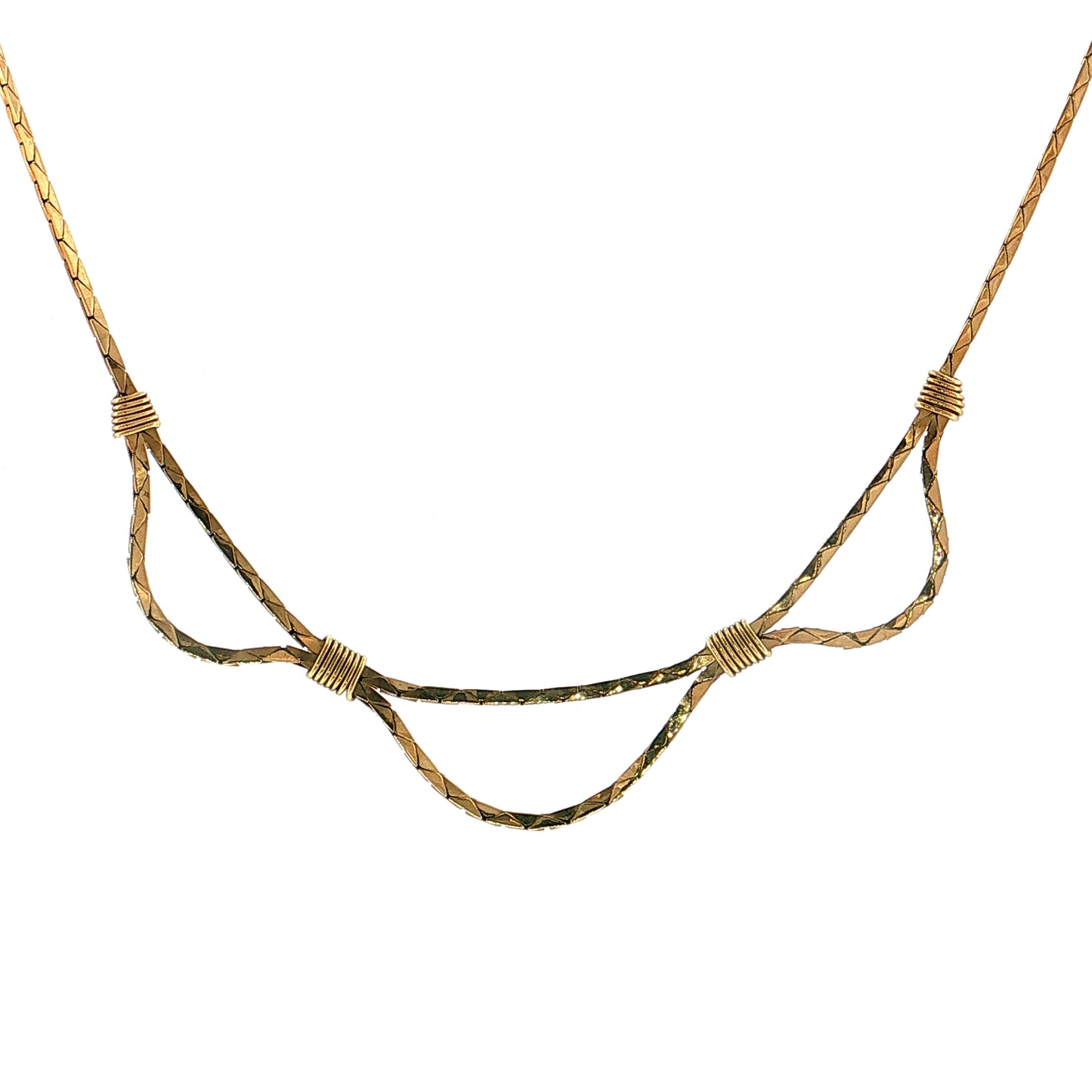 17" Triangle Link Box Chain Necklace 14k Yellow Gold