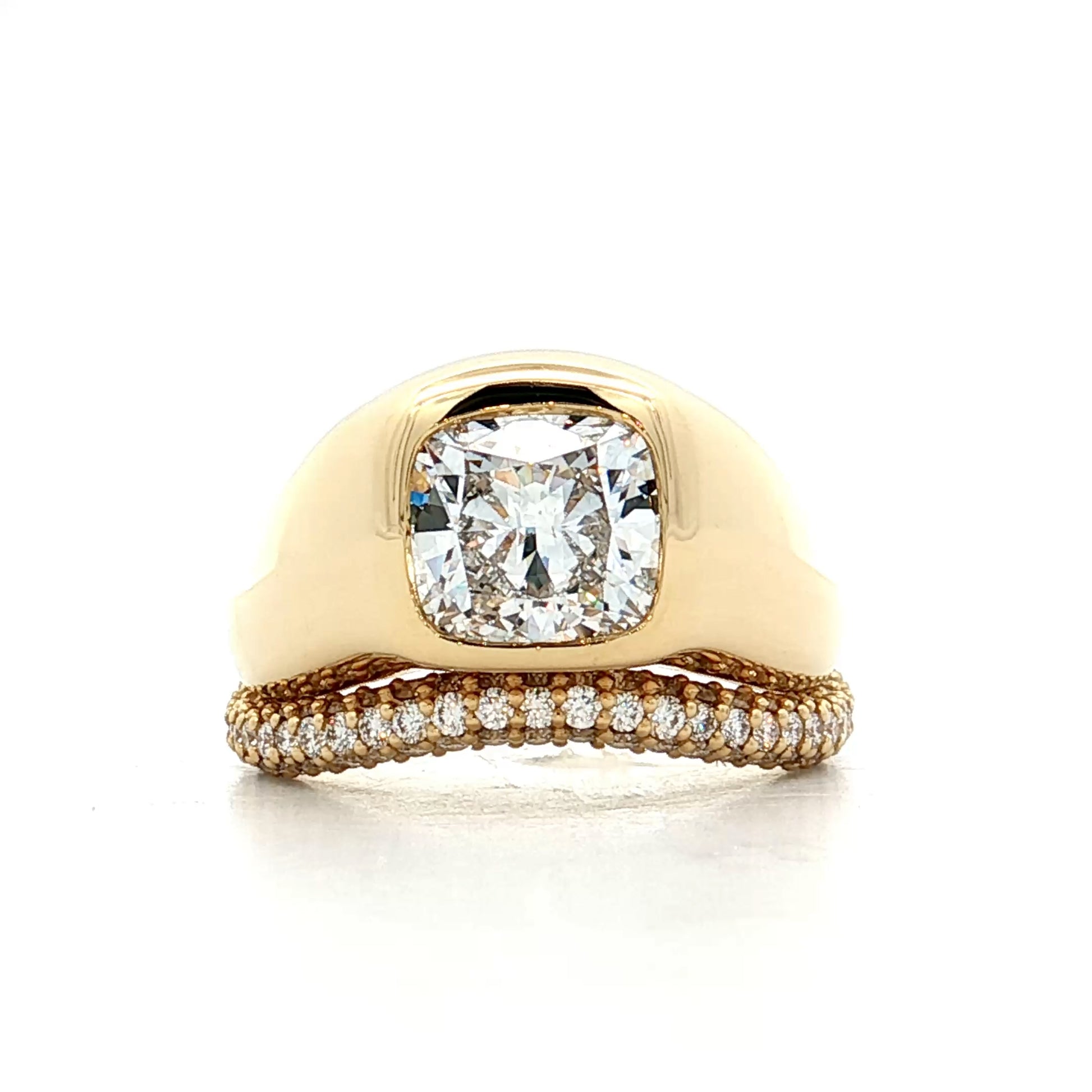 2.01 GIA Cushion Diamond Engagement Ring 18k