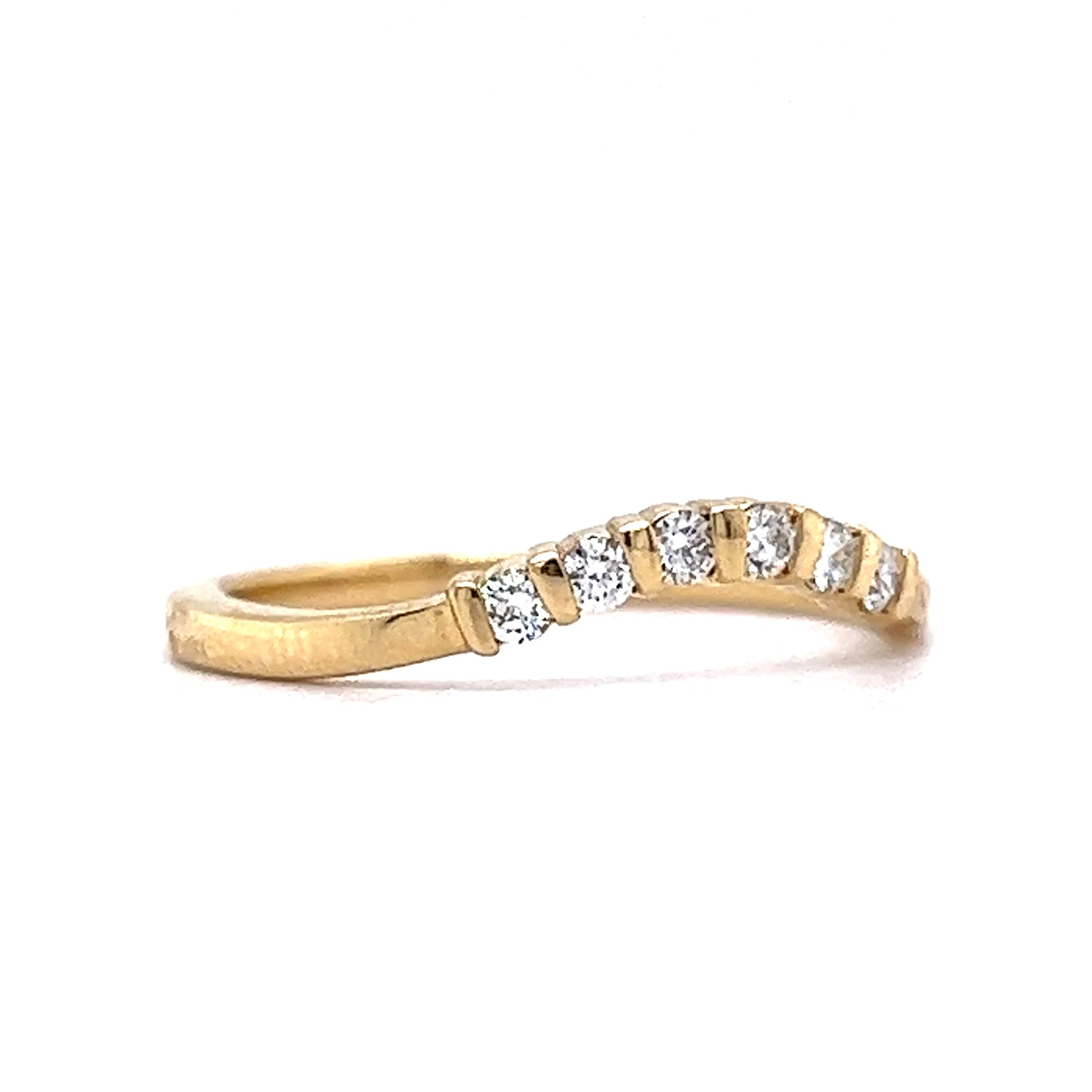 .18 Round Diamond Contoured Wedding Band in Yellow GoldComposition: 14 Karat Yellow Gold Ring Size: 7.0 Total Diamond Weight: .18ct Total Gram Weight: 2.0 g Inscription: 14k
      