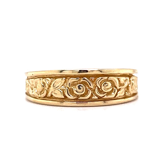 Vintage Style Wedding Band Floral Engraved in 14k Yellow Gold