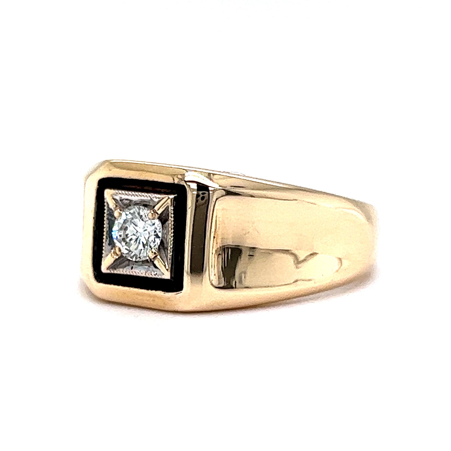 .22 Round Brilliant Diamond Cocktail Ring in 10k Yellow Gold