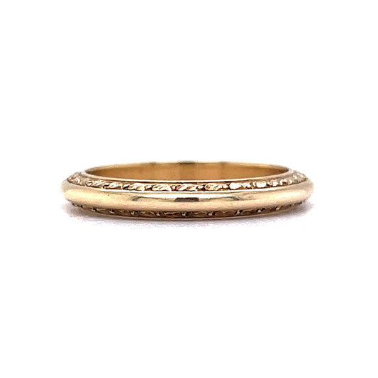 Vintage Retro Engraved Wedding Band in 14k Yellow Gold