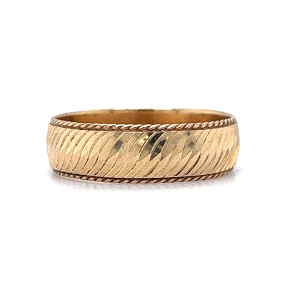 Men's Vintage Mid-Century Patterned Wedding Band in 14k Yellow Gold