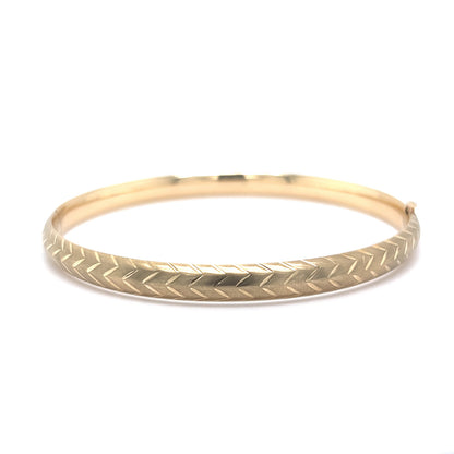 Chevron Bangle Chevron Engraved Bangle Bracelet in 14k Yellow Gold – Filigree Jewelers