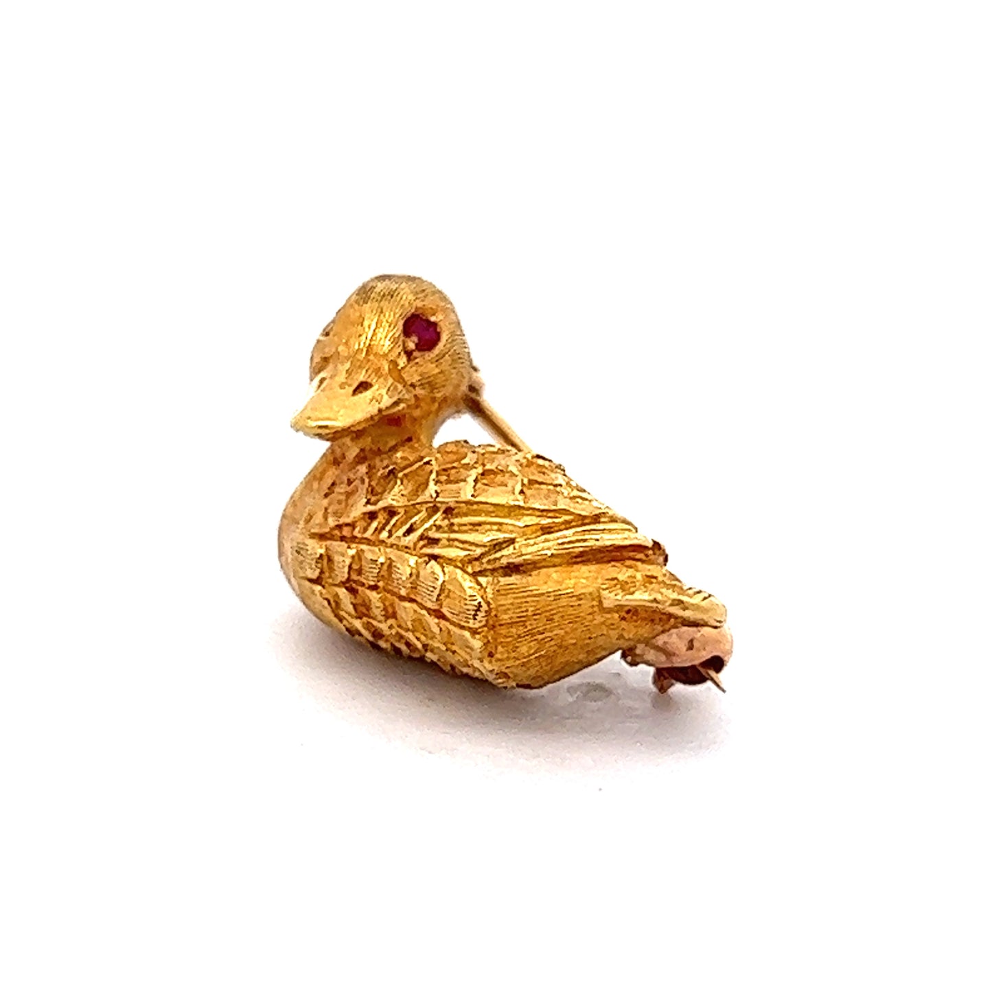 Cabochon Cut Ruby Duck Brooch in 18k Yellow Gold