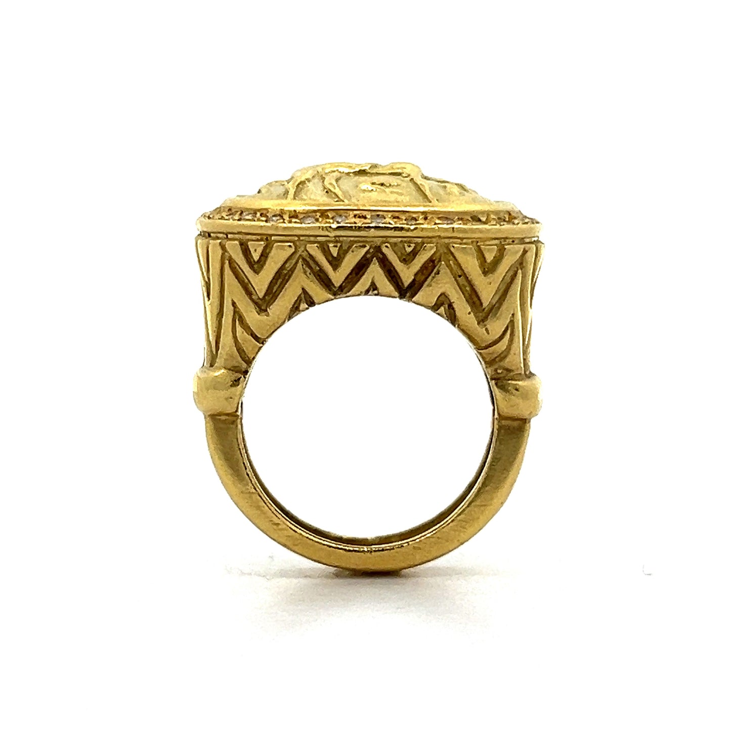 Horseback Motif Diamond Cocktail Ring in 20k Yellow Gold