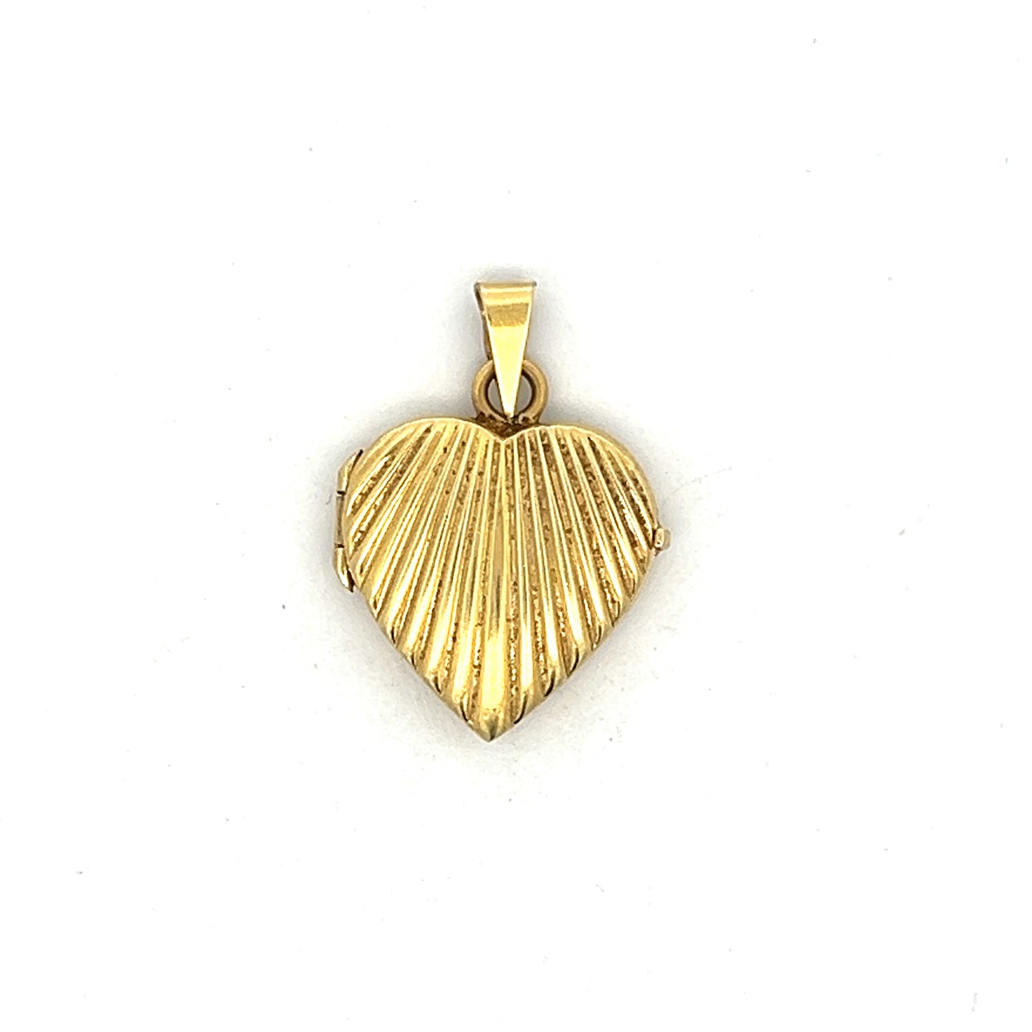 Vintage Mid-Century Heart Locket in 14k Yellow Gold