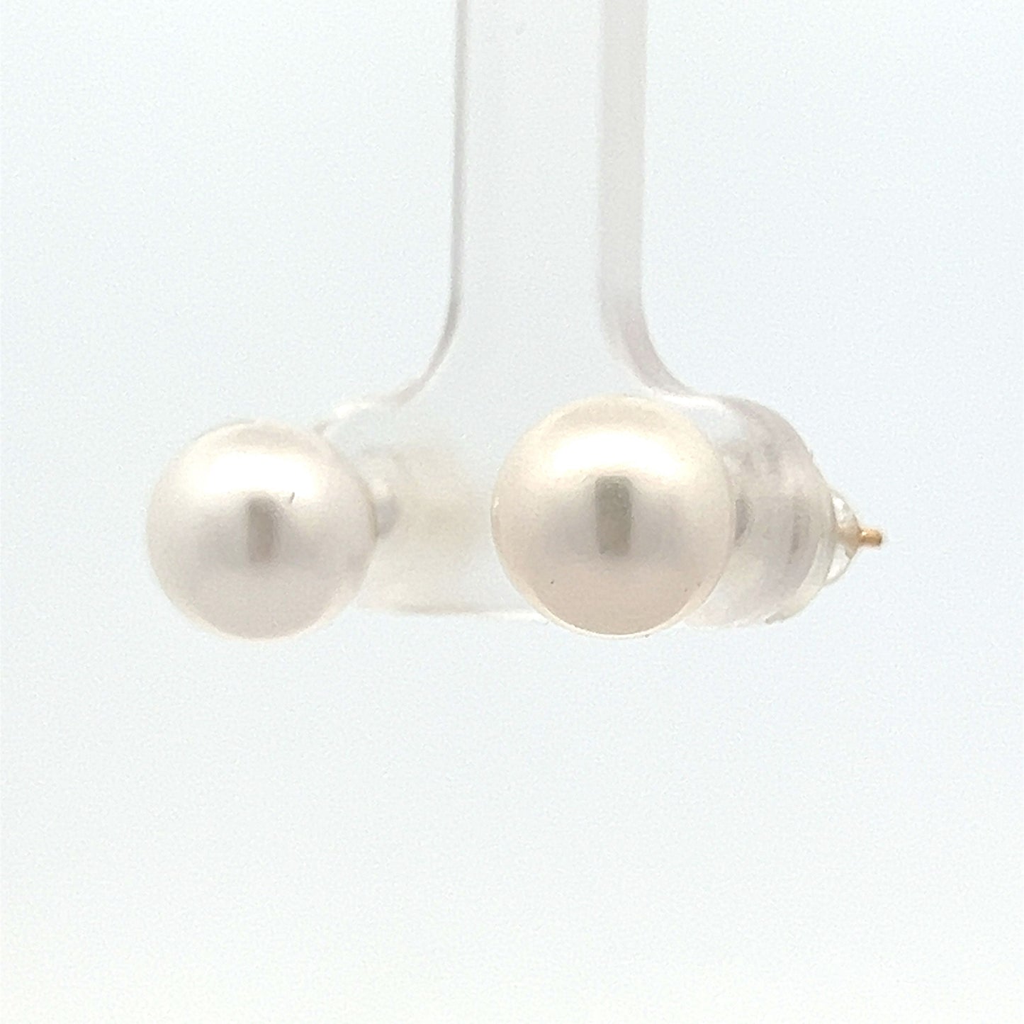 Akoya Pearl Stud Earrings in 14k Yellow Gold