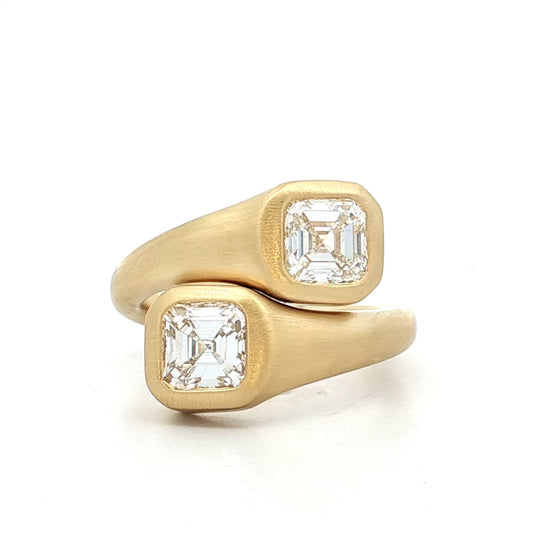 2 Carat Asscher Cut Diamond Passby Ring in 18k 