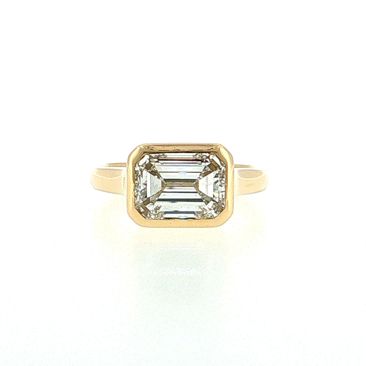 3.00 Carat Emerald Cut Diamond Engagement Ring 18k